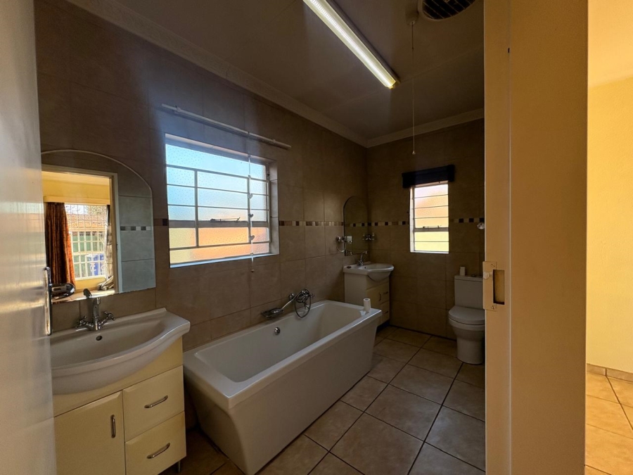 3 Bedroom Property for Sale in Orkney North West